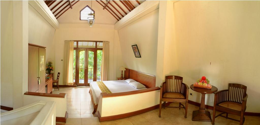 Hotel Tidar Malang Buitenkant foto