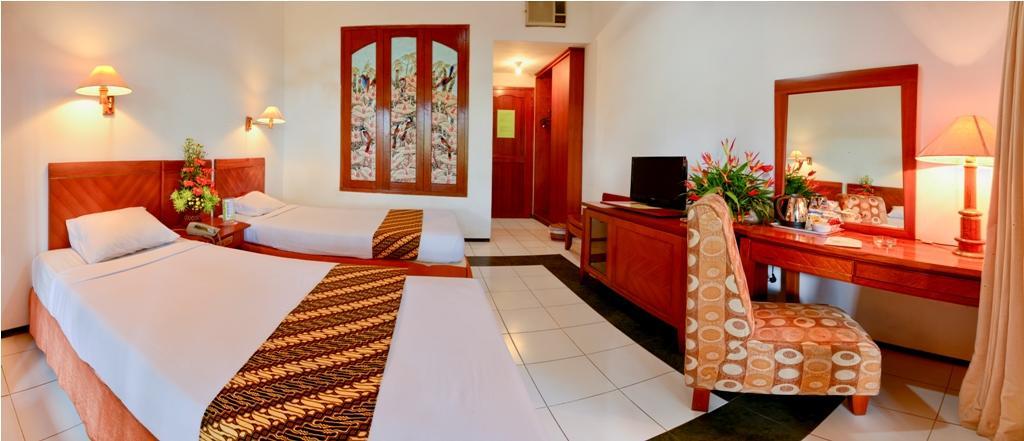 Hotel Tidar Malang Buitenkant foto